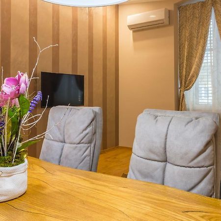 Fiumanka Lux Apartment Rijeka Bagian luar foto
